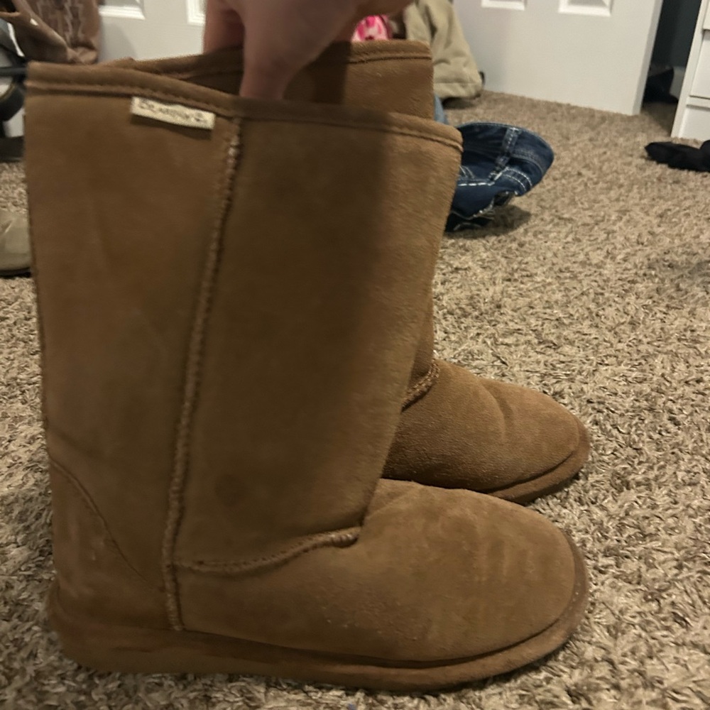 BearPaw Tan Suede Boots